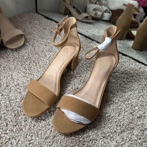 tan ankle strap heels